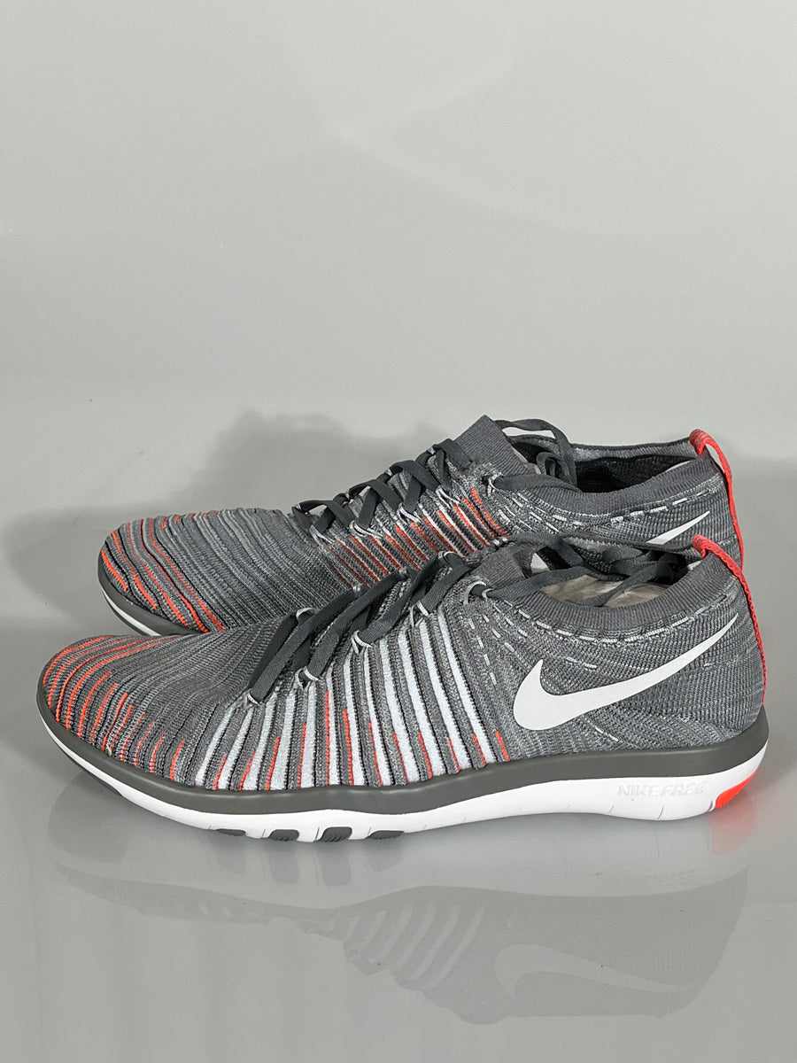 Nike Free Transform Flyknit Athletic Shoes
