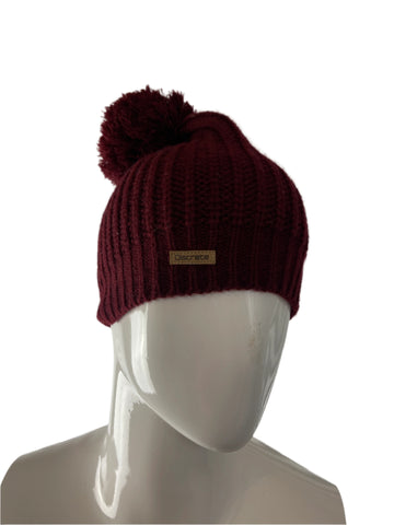 Discrete Pom Pom beanie